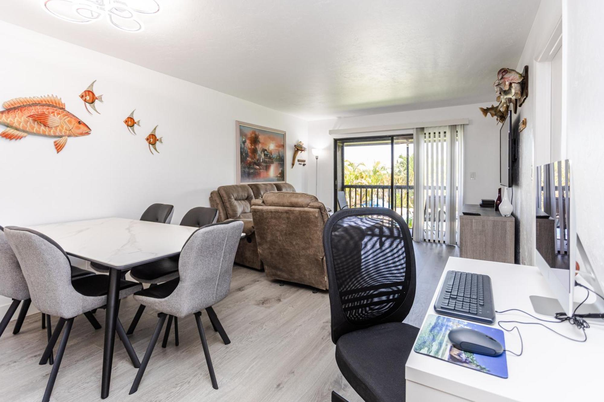 Bass & Sun Condominium 2/2 Bedroom Кльюистон Номер фото